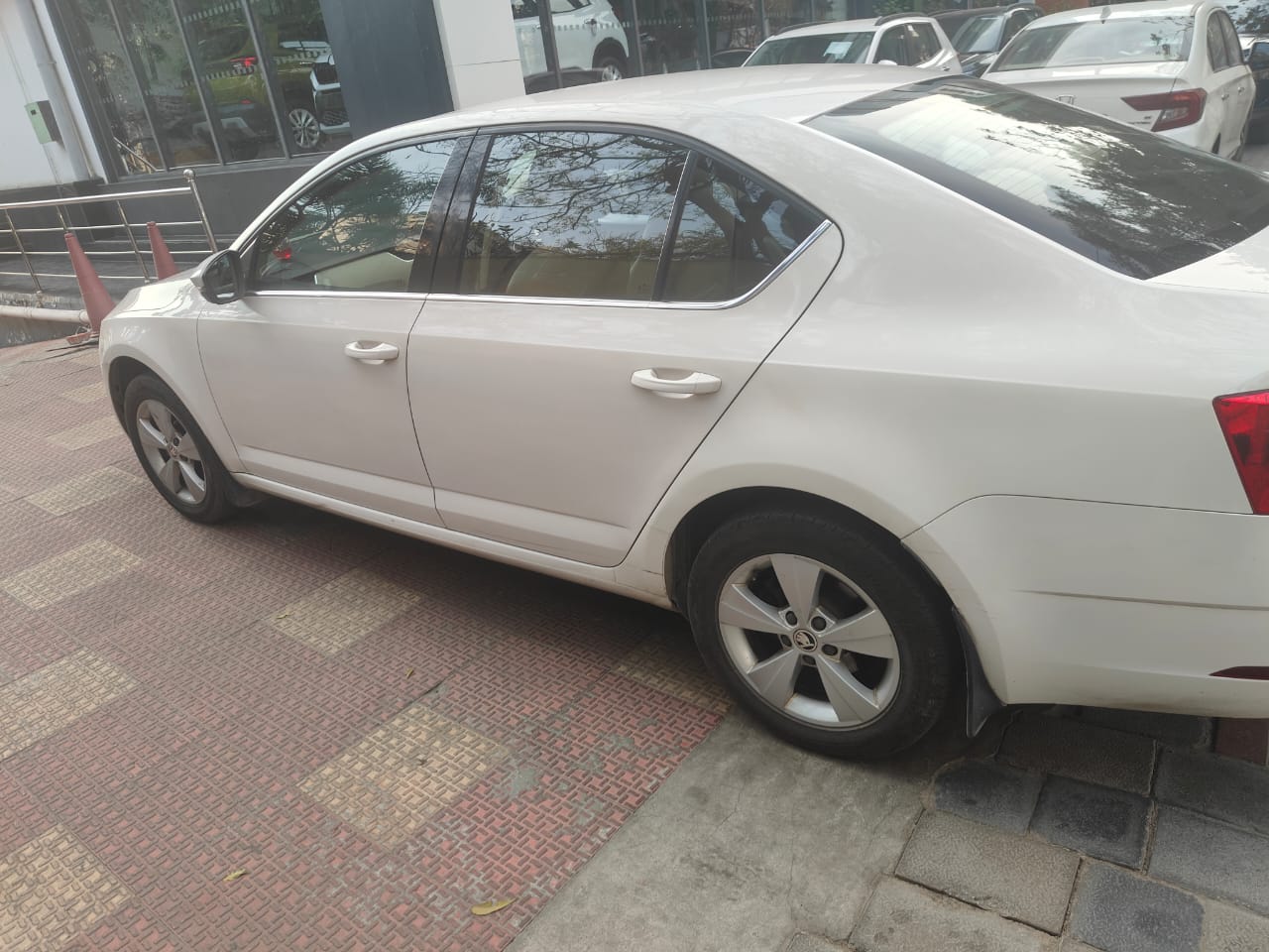 Skoda Octavia(2017-2020) 1.8 Tsi Style At