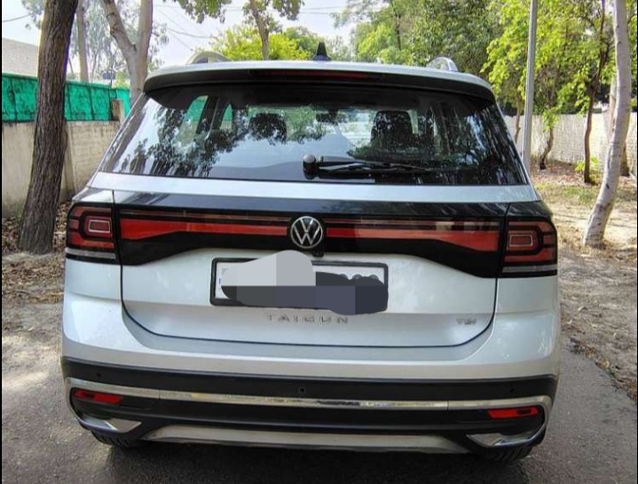 Volkswagen Taigun(2021-2023) Highline 1.0 Tsi At