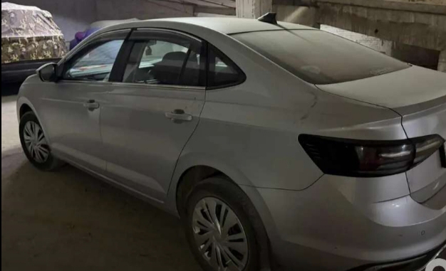 Volkswagen Virtus Topline 1.0 Tsi Mt