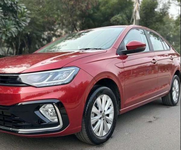 Volkswagen Virtus(2022-2023) Highline 1.0 Tsi At