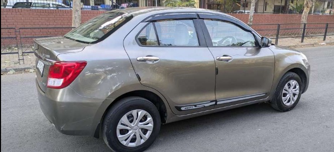 Maruti Suzuki Dzire(2017-2020) Vxi Amt