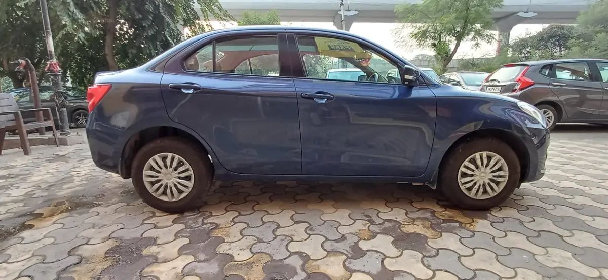 Maruti Suzuki Dzire(2020-2024) Vxi