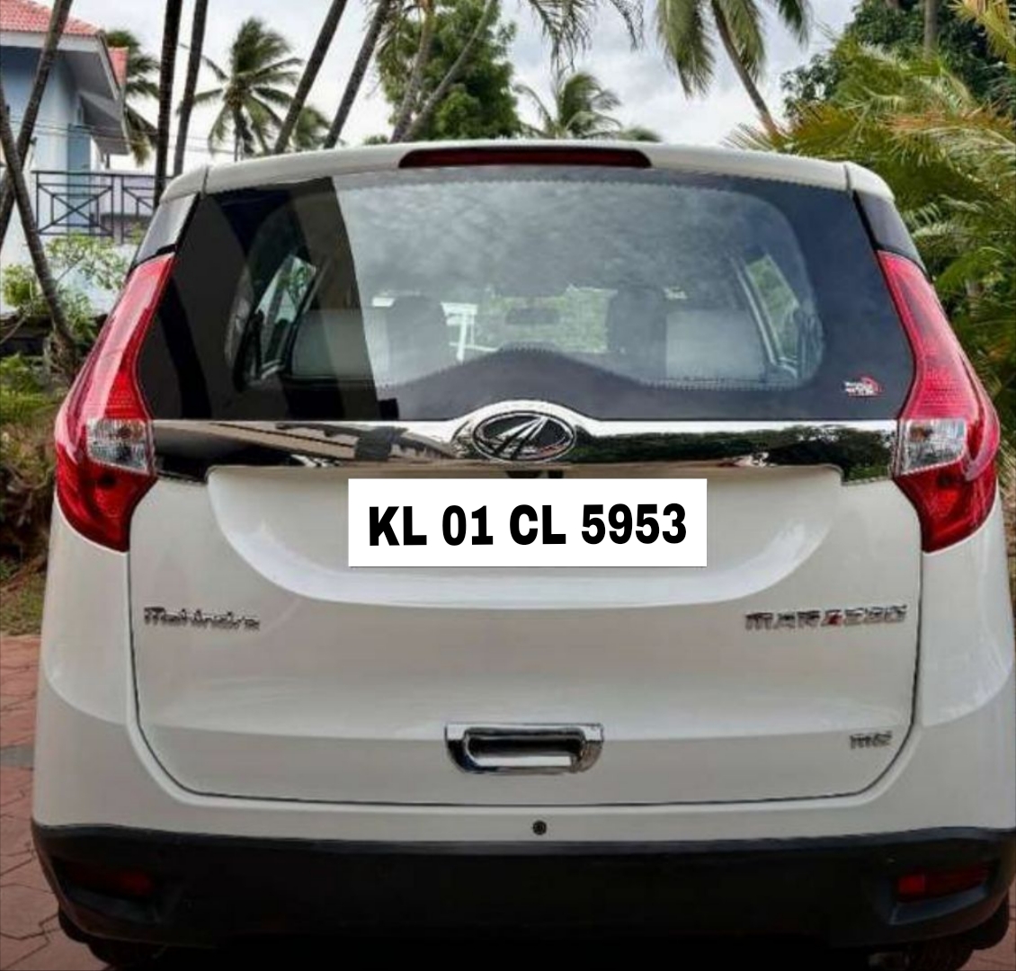 Mahindra Marazzo(2018-2020) M6 8 Str