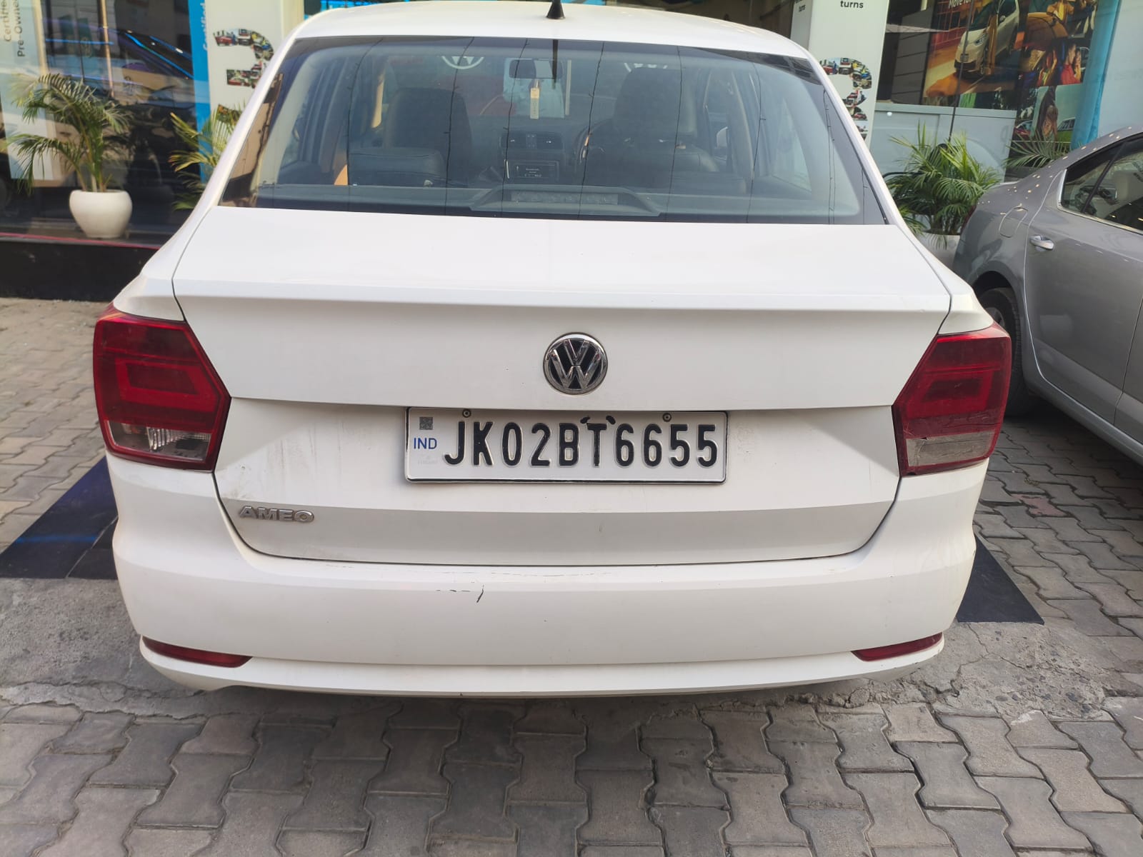 Volkswagen Ameo(2016-2019) Highline 1.2l (p)