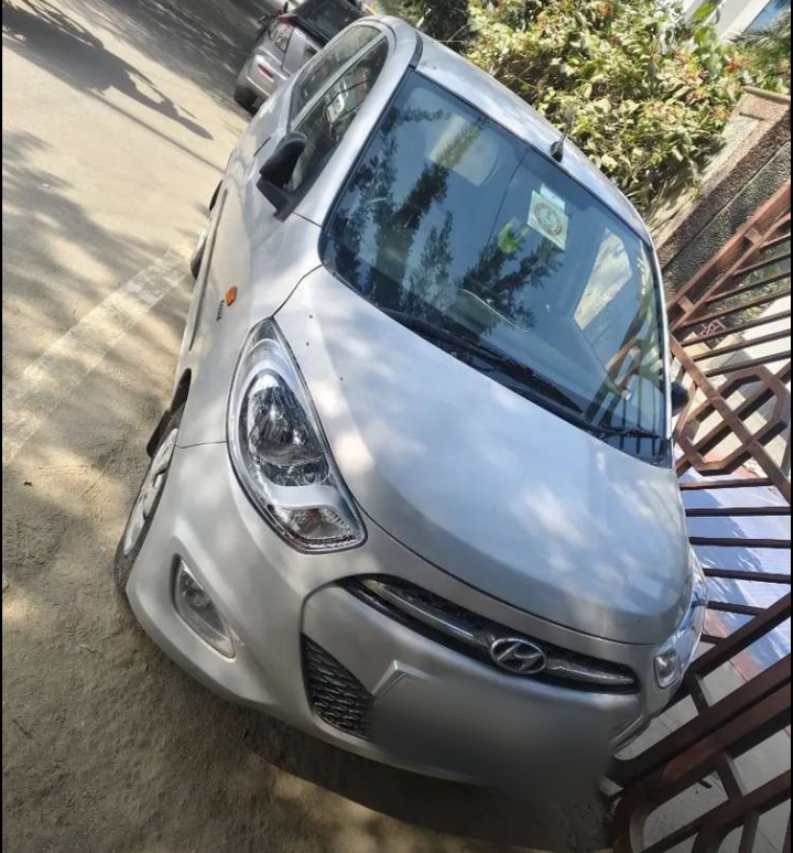 Hyundai I10(2010-2017) Sportz 1.1 Irde2