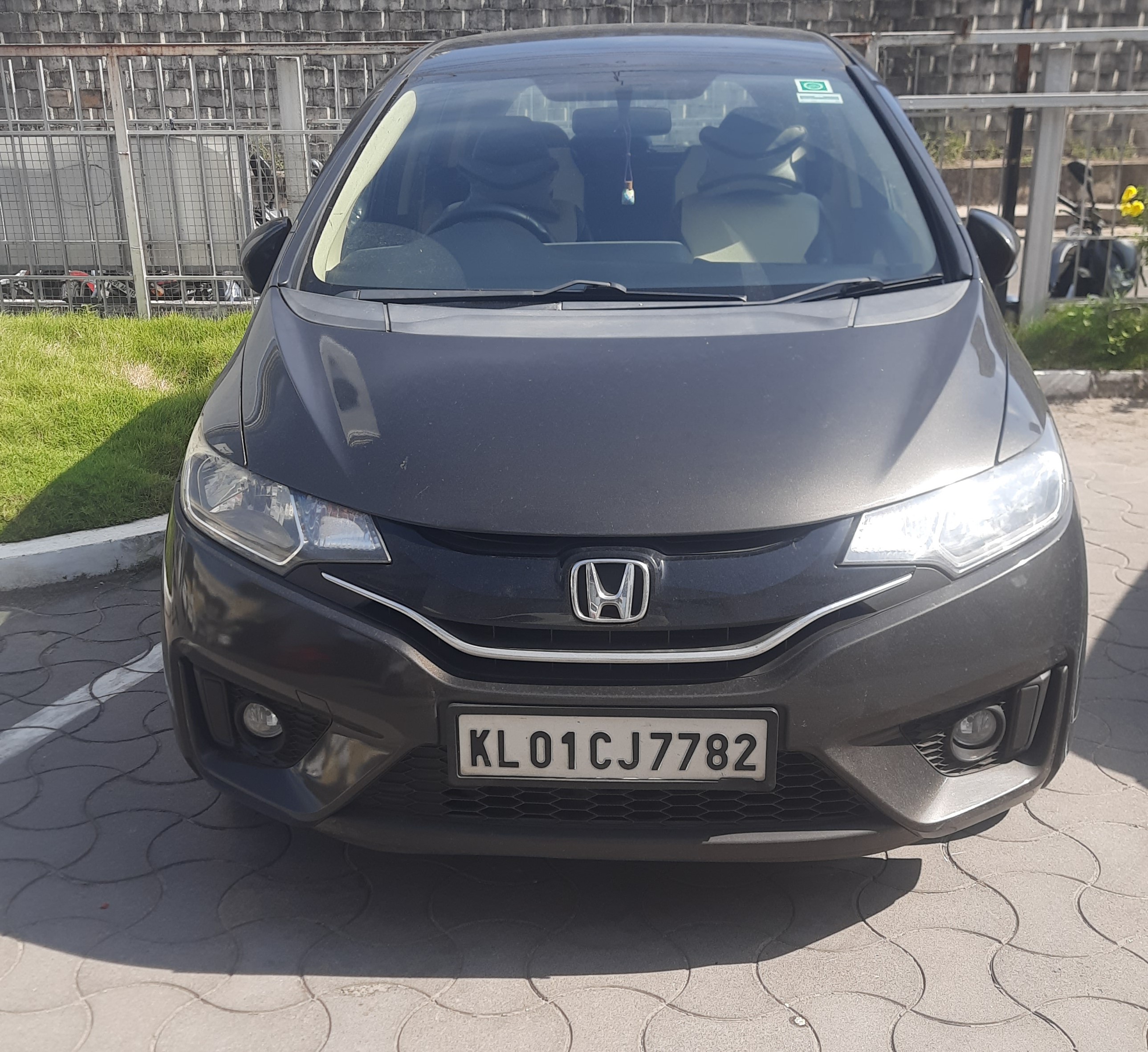 Honda Jazz(2015-2018) Vx Petrol
