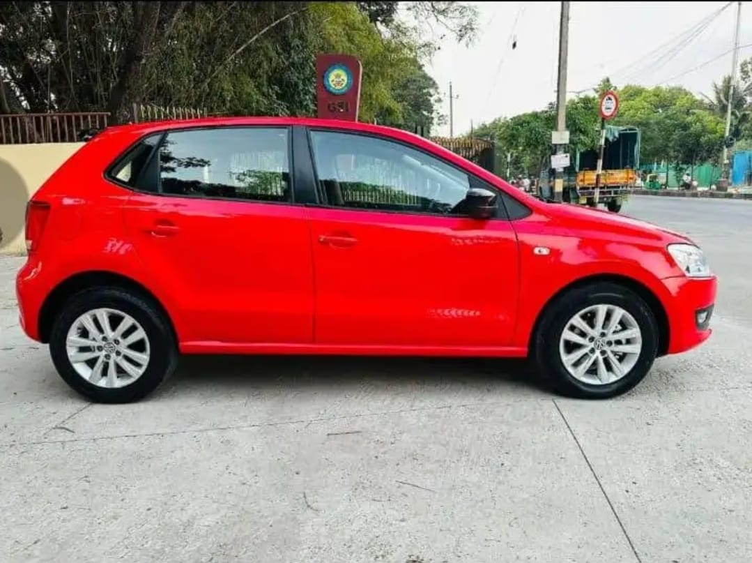 Volkswagen Polo(2014-2015) Highline 1.5l D