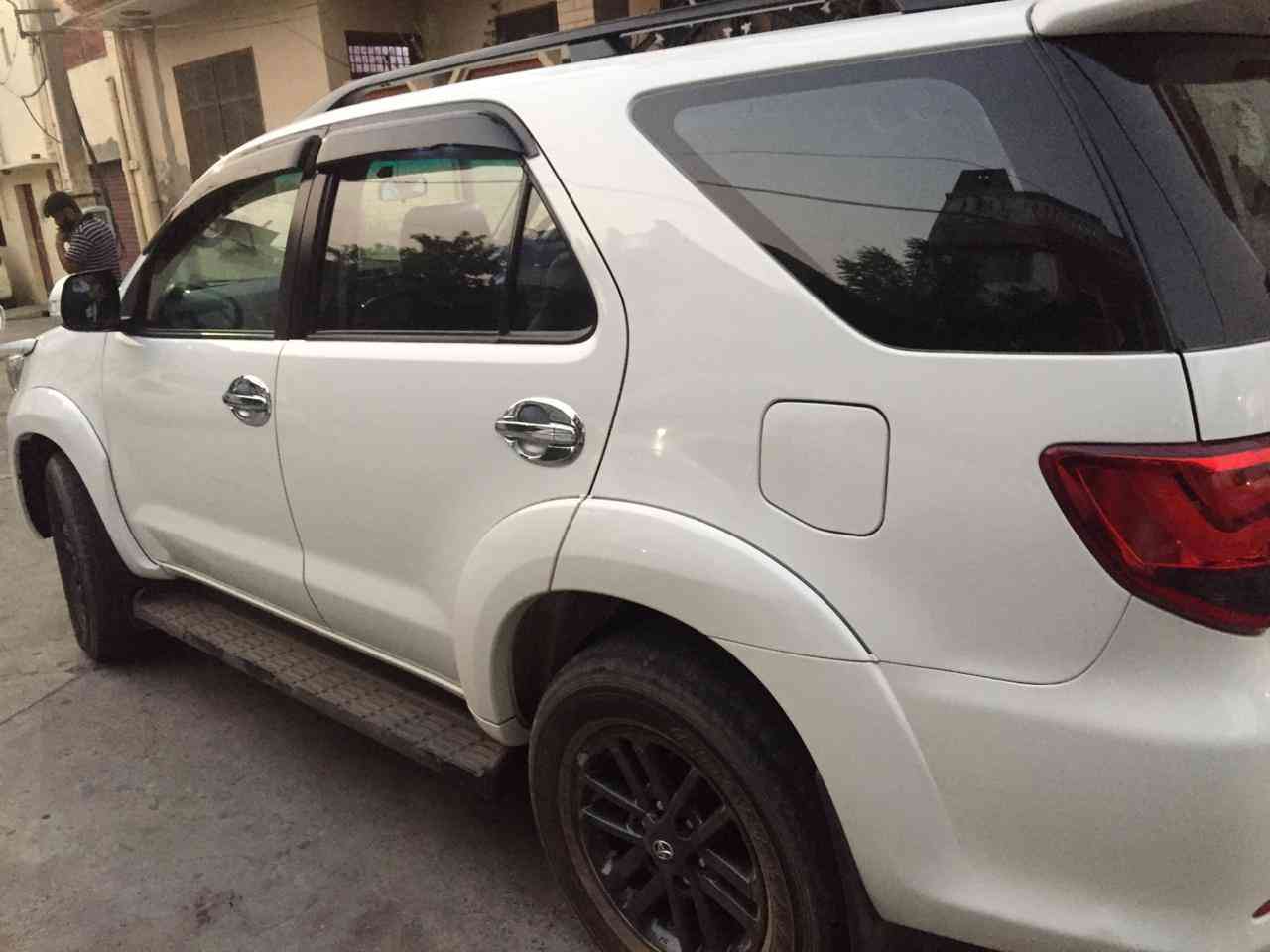 Toyota Fortuner(2016-2020) Sigma 4