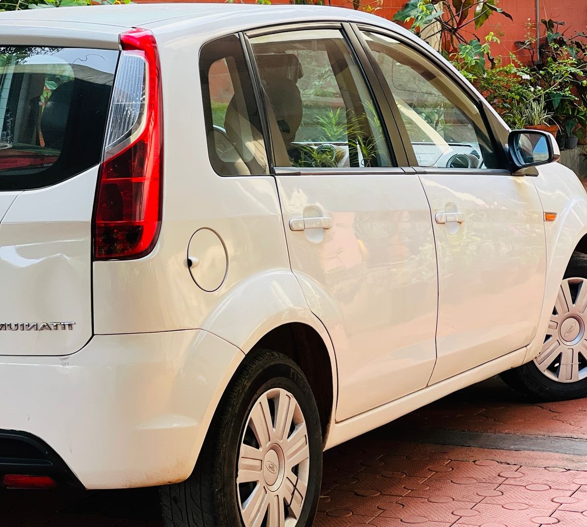 Ford Figo(2010-2012) Duratec Petrol Exi 1.2