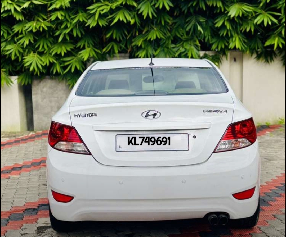 Hyundai Verna(2017-2020) 1.6 Vtvt Sx