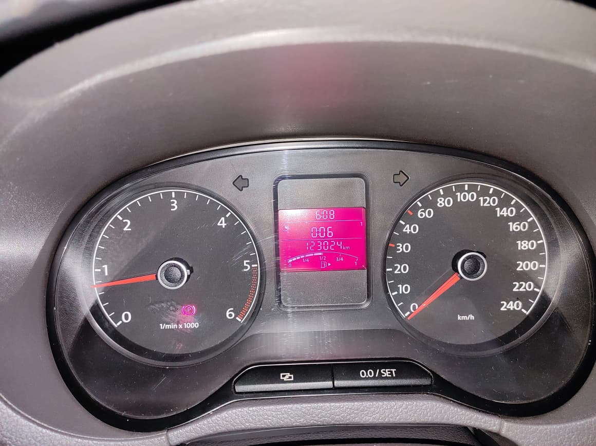 Volkswagen Vento(2012-2014) Highline Diesel