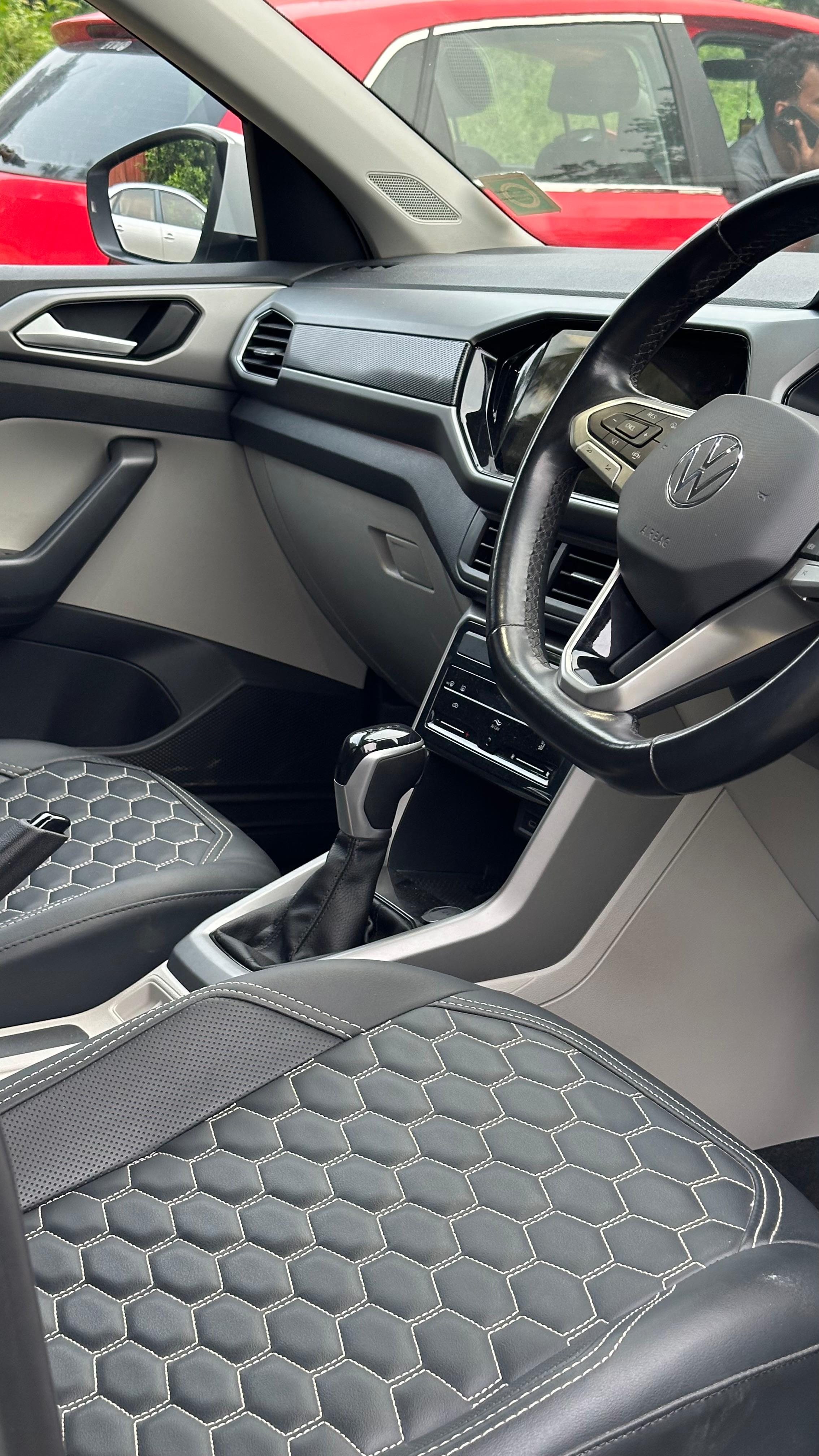 Volkswagen Taigun(2021-2023) Highline 1.0 Tsi At