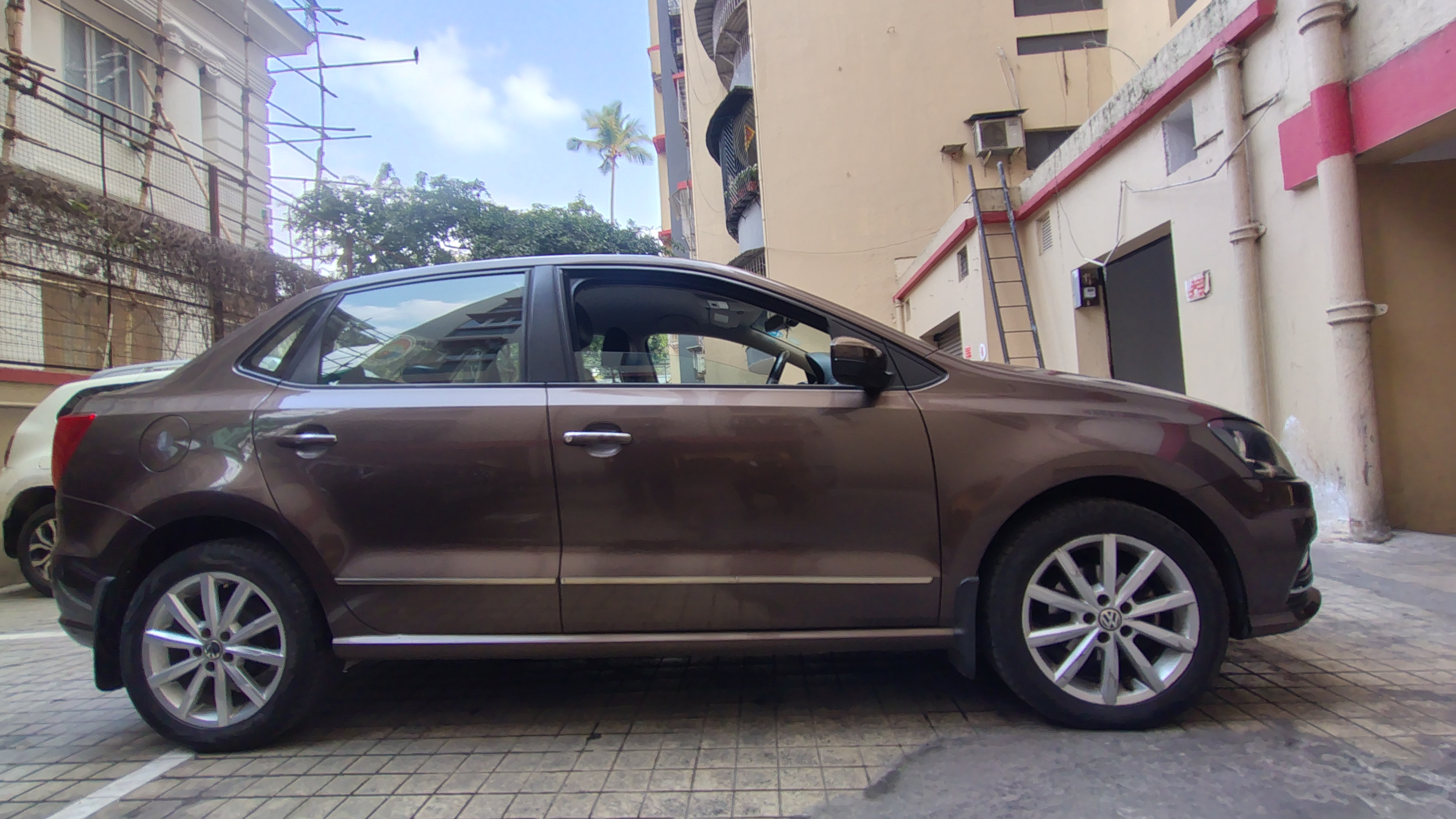 Volkswagen Ameo(2016-2019) Highline 1.2l (p)