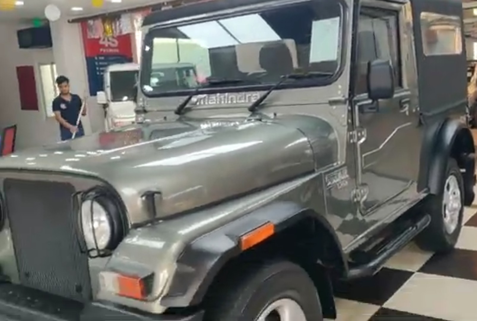 Mahindra Thar(2010-2020) Crde 4x4 Ac