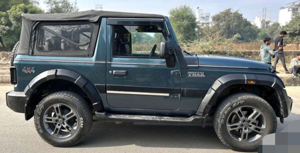 Mahindra Thar(2020-2023) Lx 4-str Convertible Petrol At