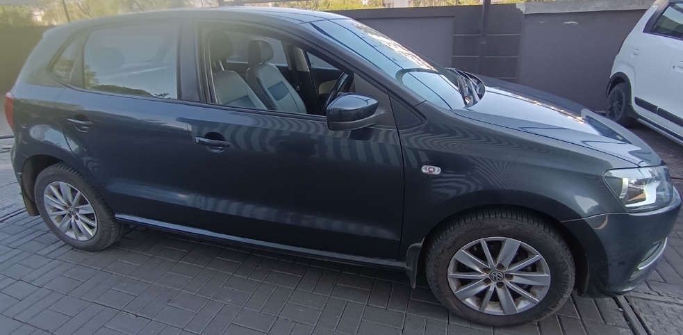 Volkswagen Polo(2014-2015) Highline 1.2l P