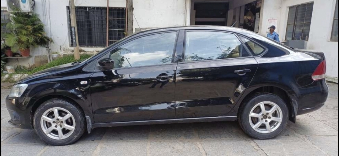 Volkswagen Vento(2010-2012) Highline Diesel