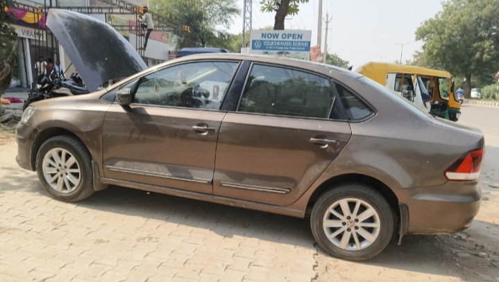 Volkswagen Vento(2015-2019) Highline Petrol