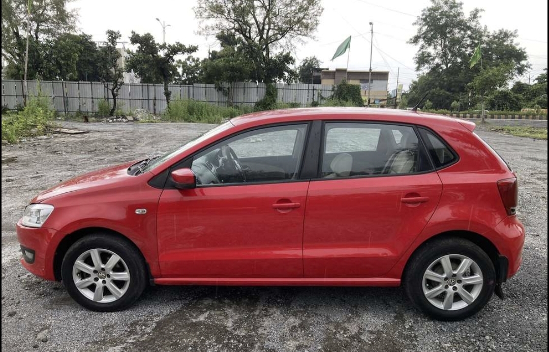 Volkswagen Polo(2010-2012) Highline 1.2l P