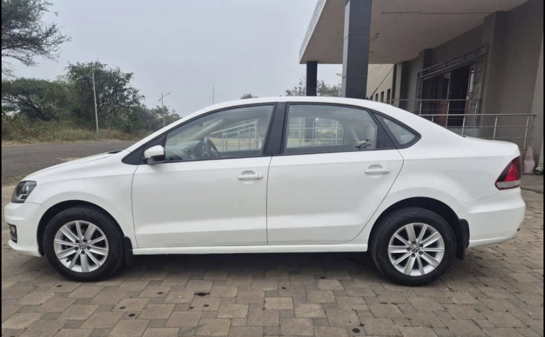 Volkswagen Vento(2015-2019) Highline Plus 1.5 Diesel At