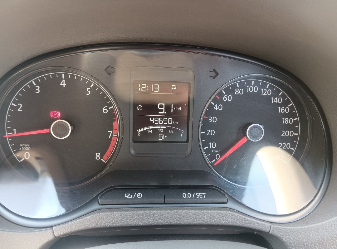 Volkswagen Vento(2015-2019) Highline Plus 1.2 Petrol At