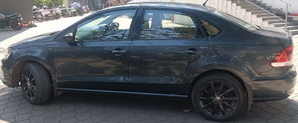 Volkswagen Vento(2015-2019) Highline Plus 1.2 Petrol At