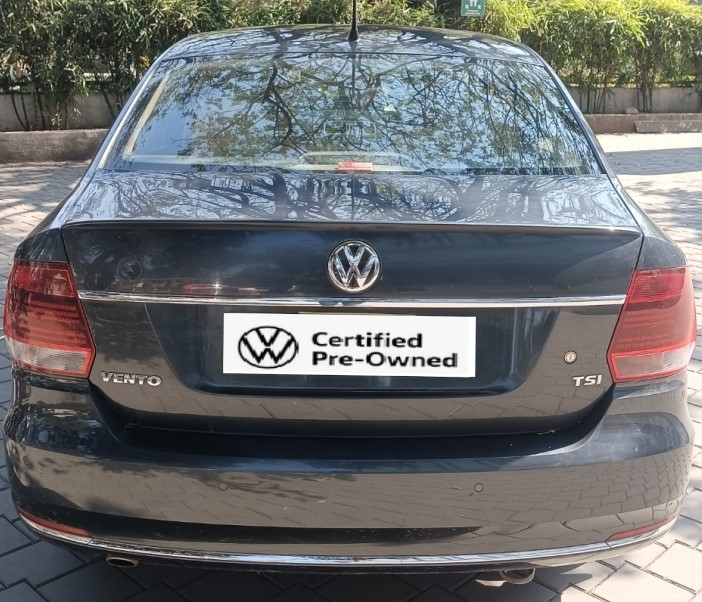 Volkswagen Vento(2015-2019) Highline Plus 1.2 Petrol At