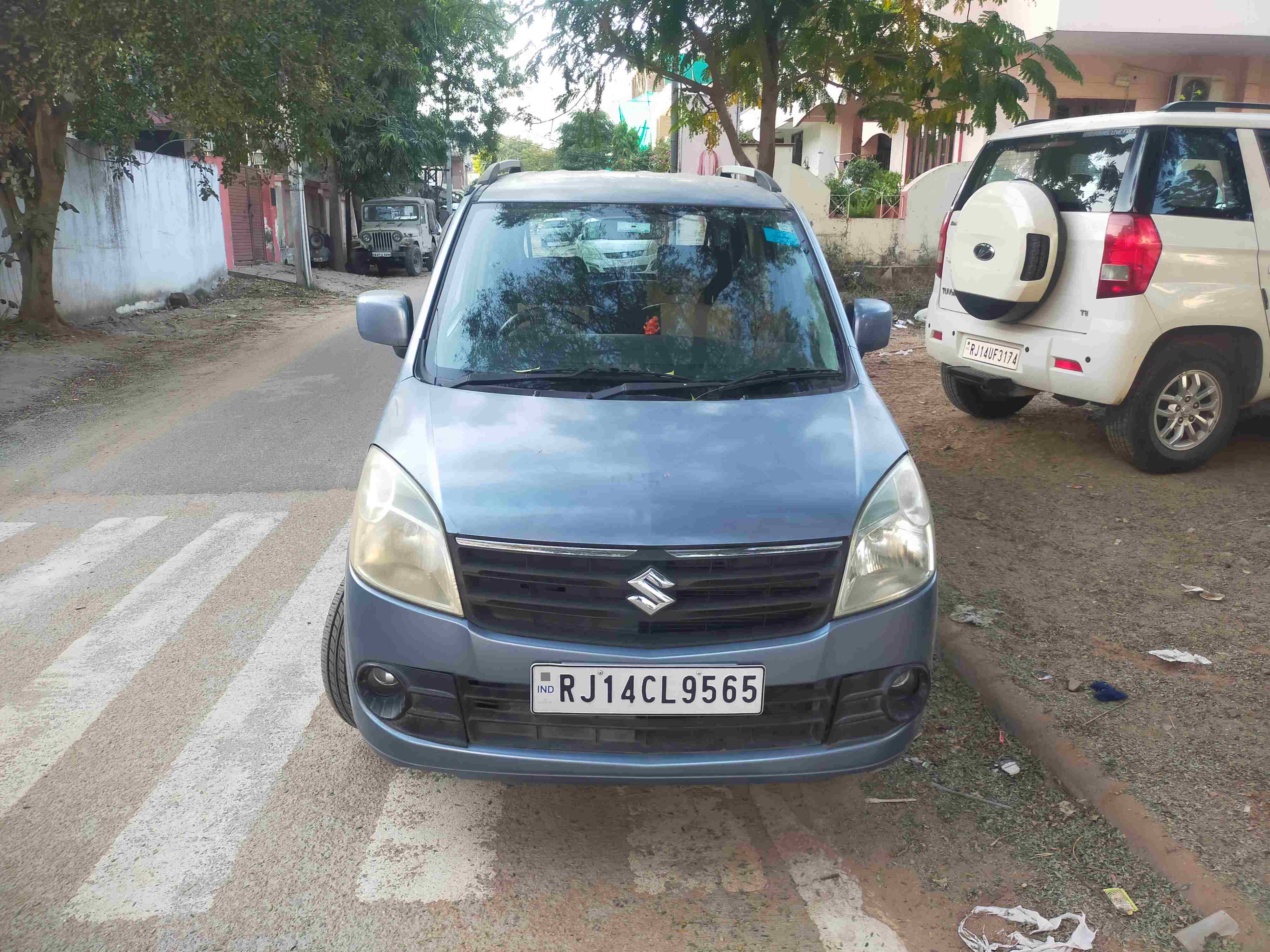 Maruti Suzuki Wagon R 1.0(2010-2013) Vxi