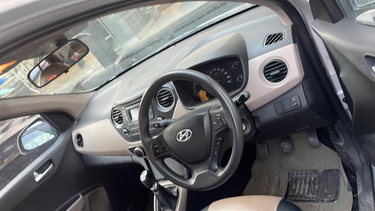 Hyundai Xcent(2014-2017) S