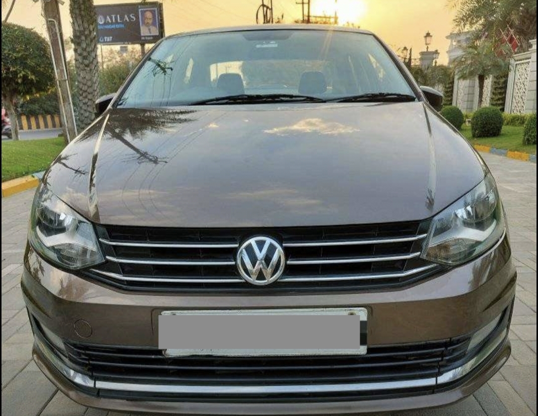 Volkswagen Vento(2015-2019) Highline Petrol