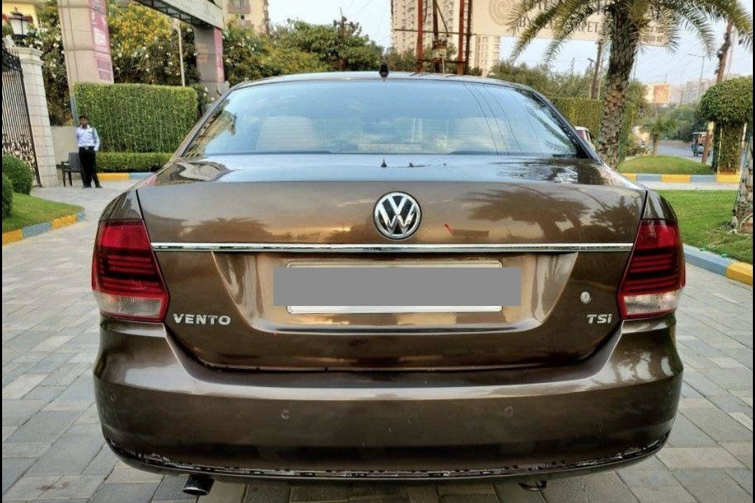 Volkswagen Vento(2015-2019) Highline Petrol