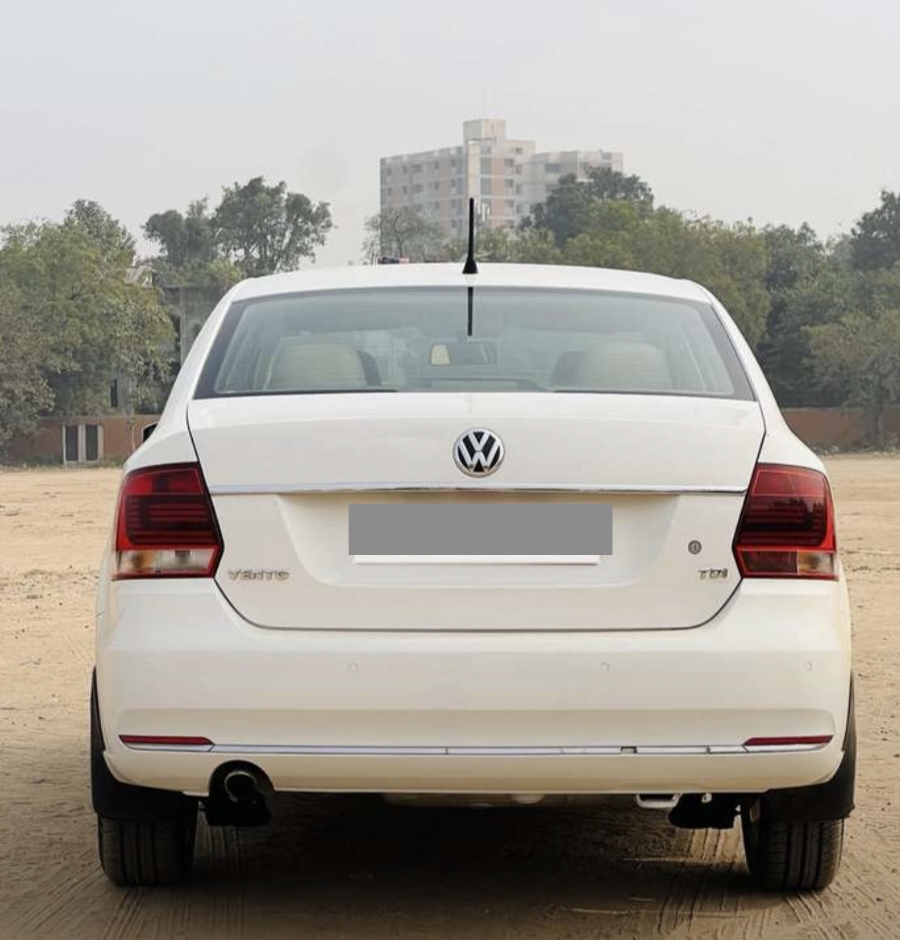 Volkswagen Vento(2015-2019) Highline Plus 1.5 Diesel At