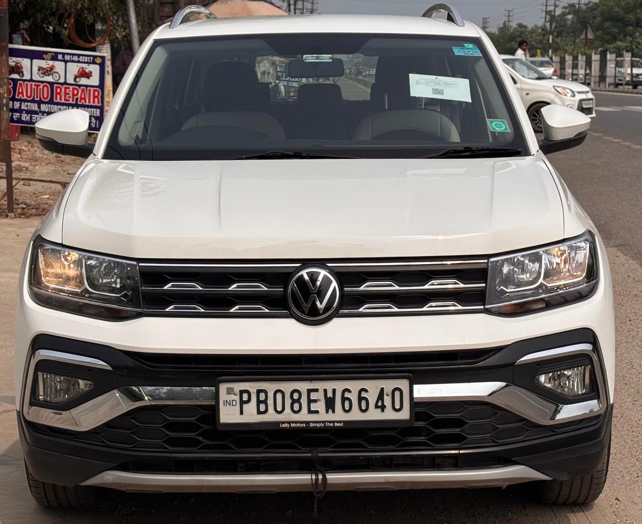 Volkswagen Taigun(2021-2023) Highline 1.0 Tsi Mt