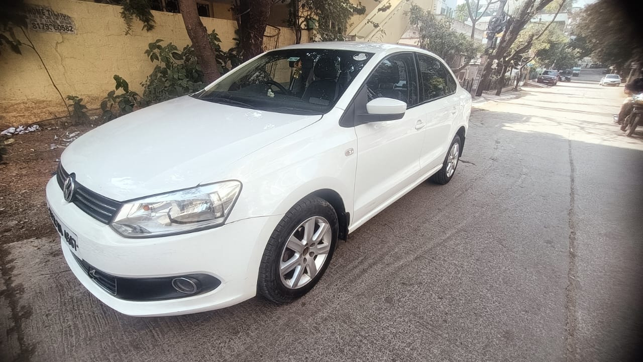 Volkswagen Vento(2010-2012) Highline Diesel
