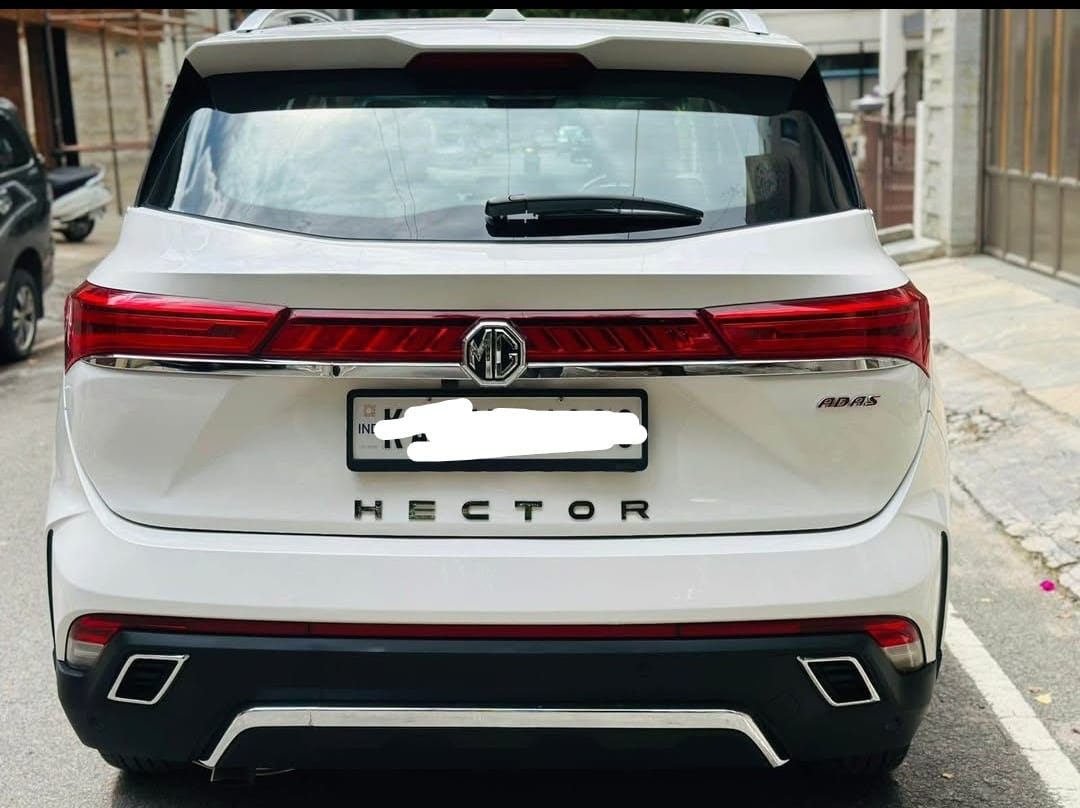 Mg Hector(2021-2023) Sharp 1.5 Petrol Cvt
