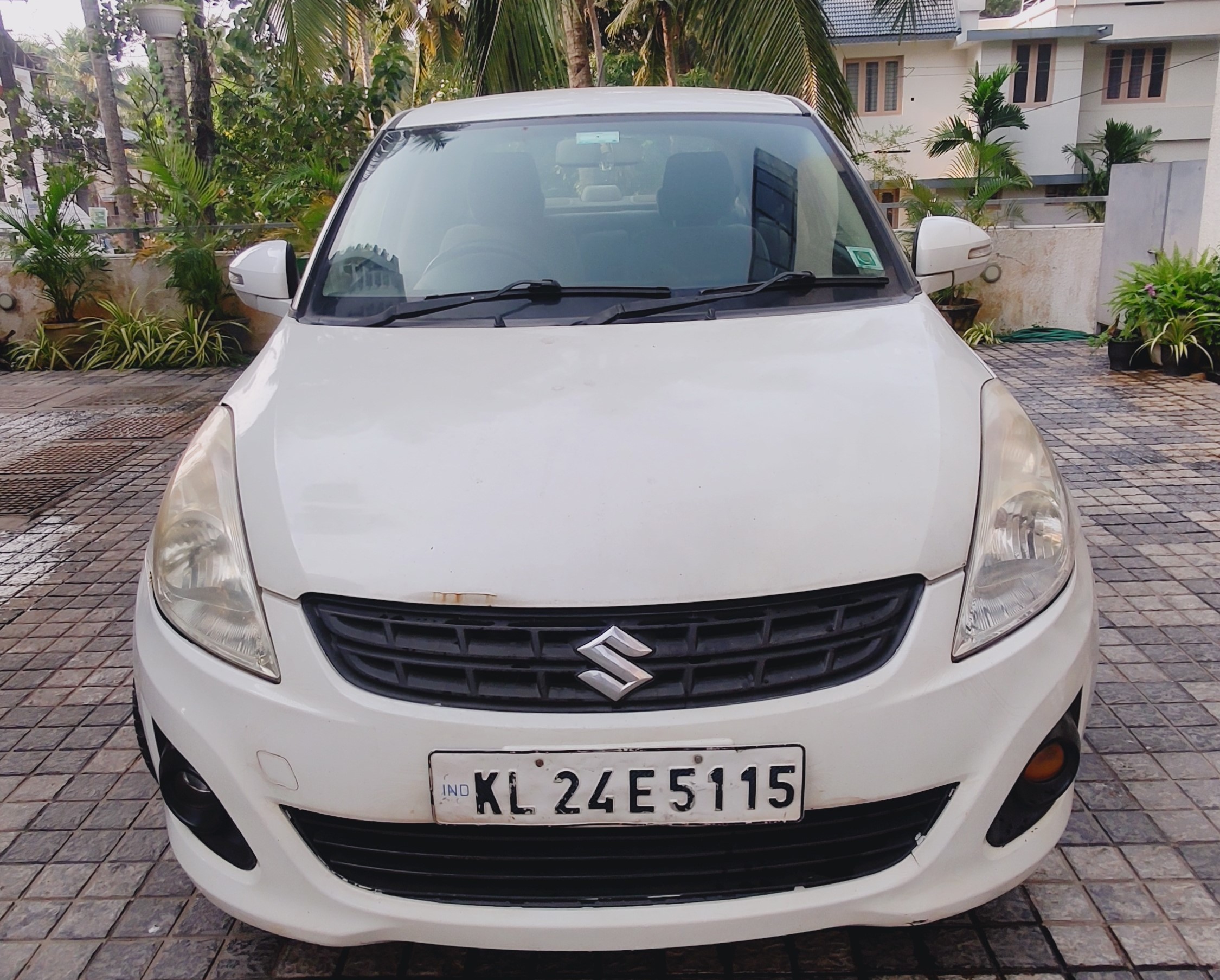 Maruti Suzuki Swift Dzire(2011-2015) Zdi