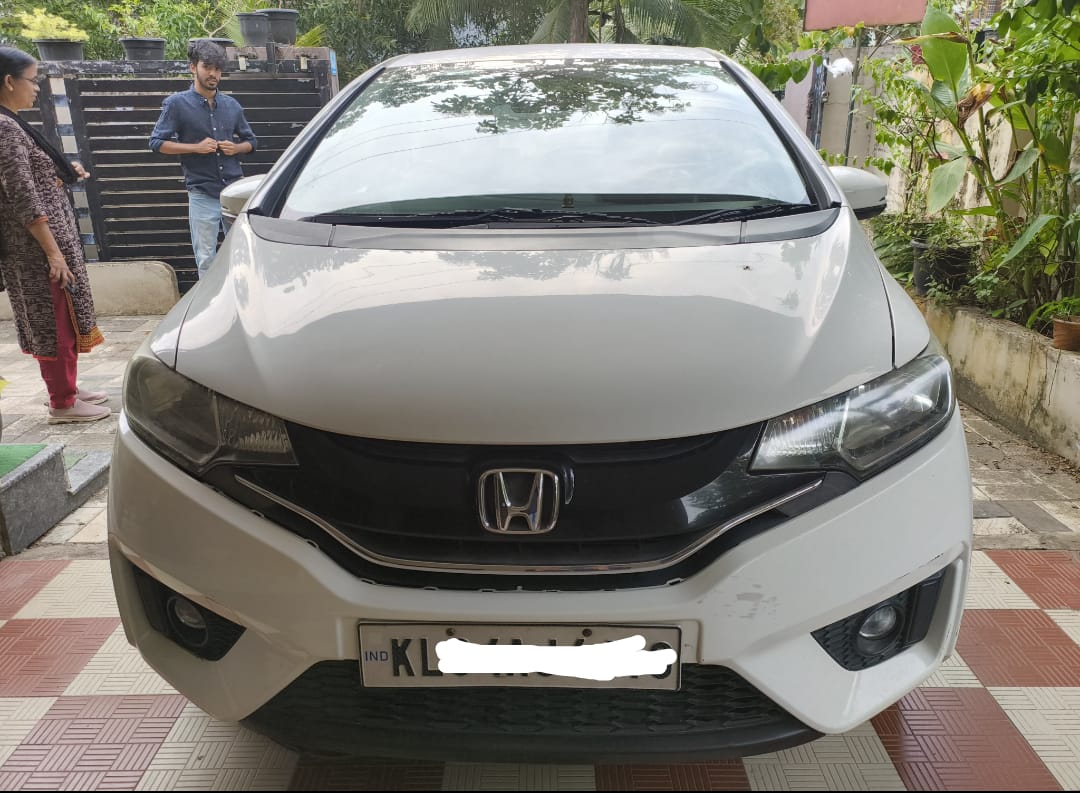 Honda Jazz(2015-2018) V Petrol