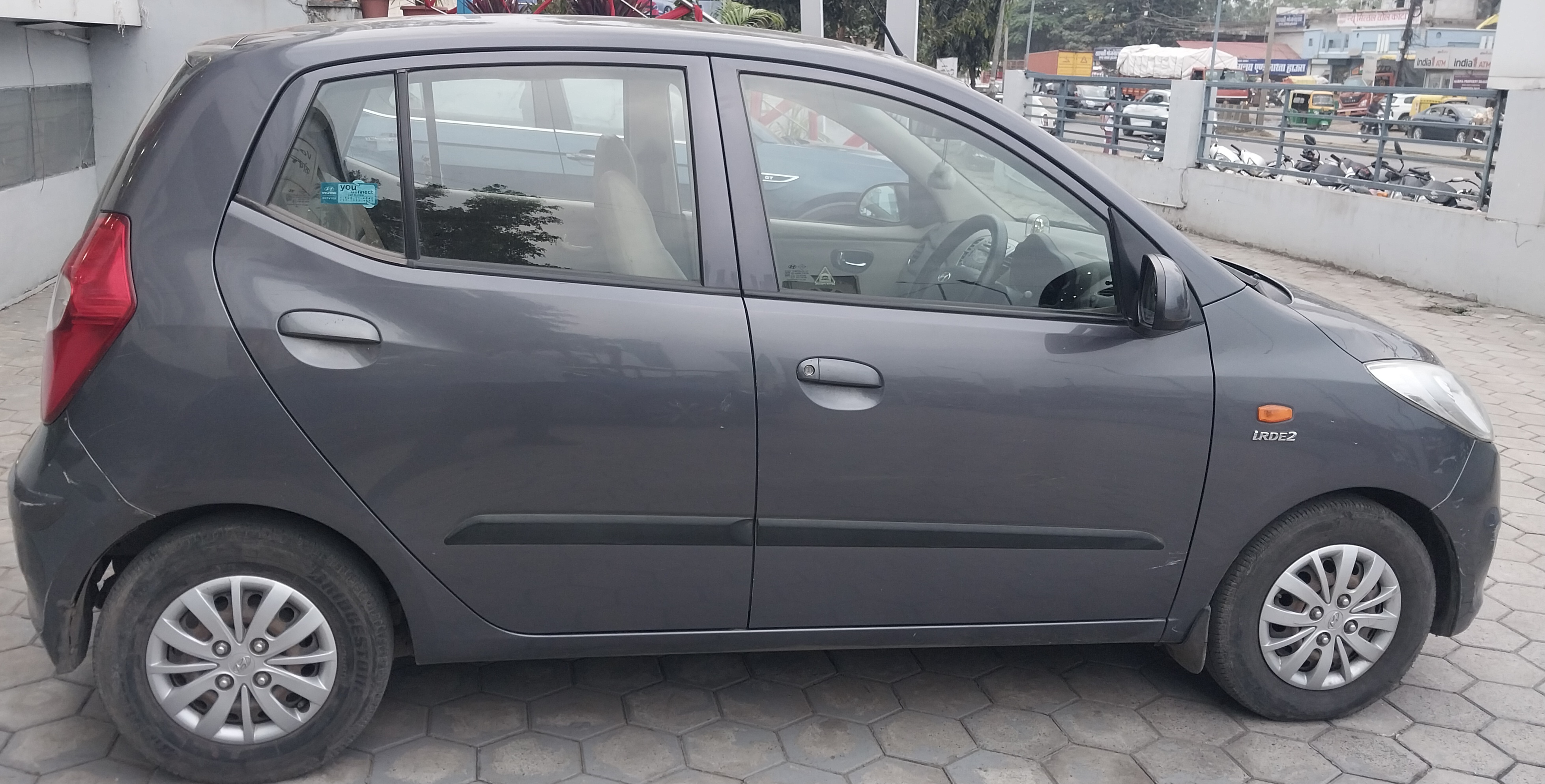 Hyundai I10(2010-2017) Sportz 1.1 Irde2