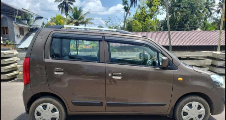 Maruti Suzuki Wagon R 1.0(2014-2019) Vxi