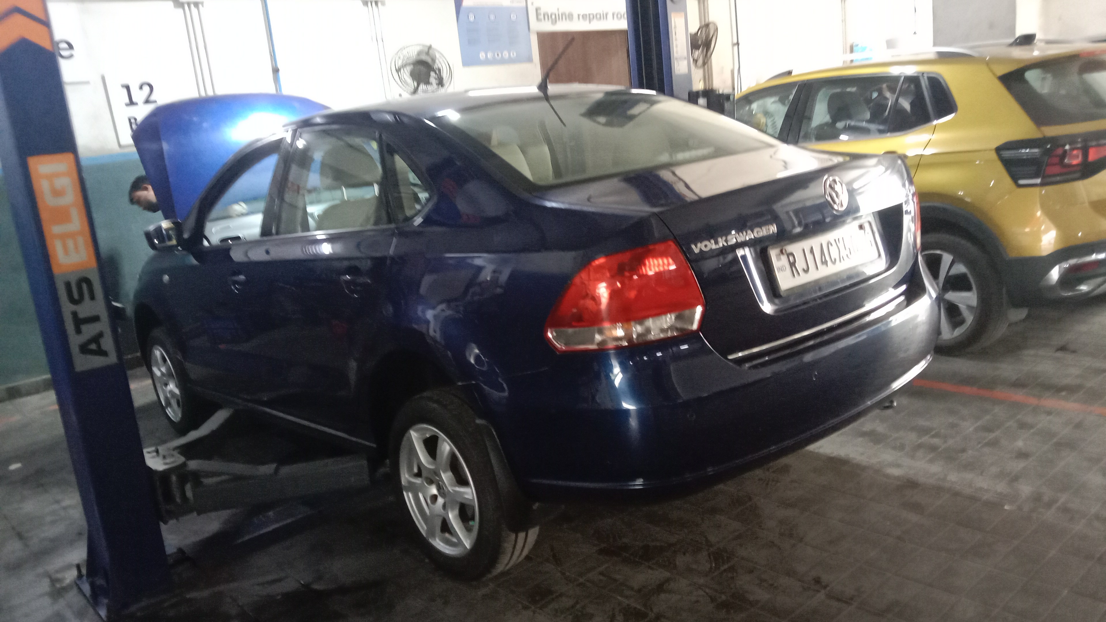 Volkswagen Vento(2012-2014) Highline Diesel