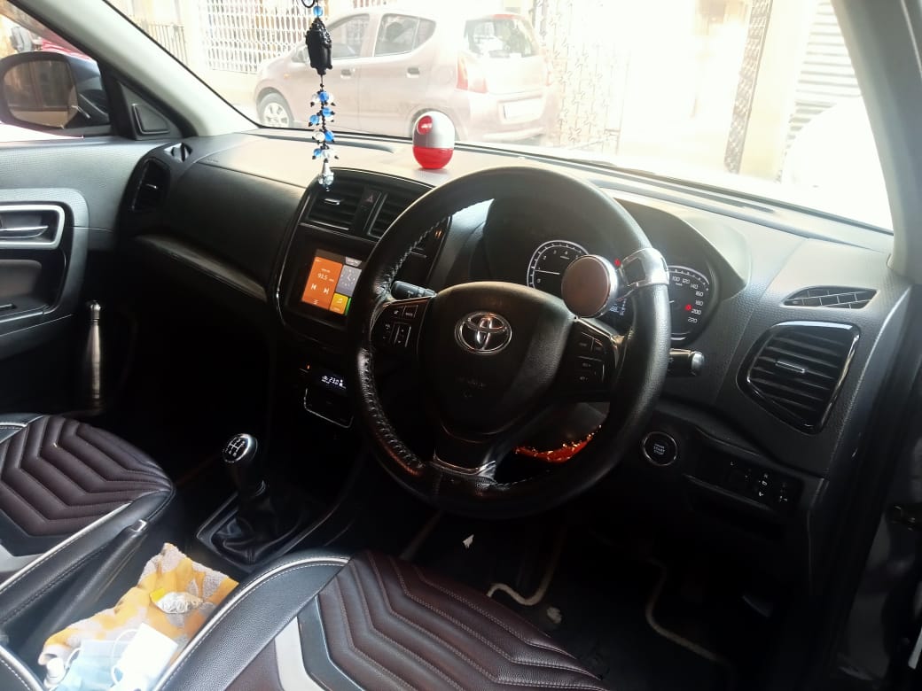 Toyota Urban Cruiser Premium Grade Mt
