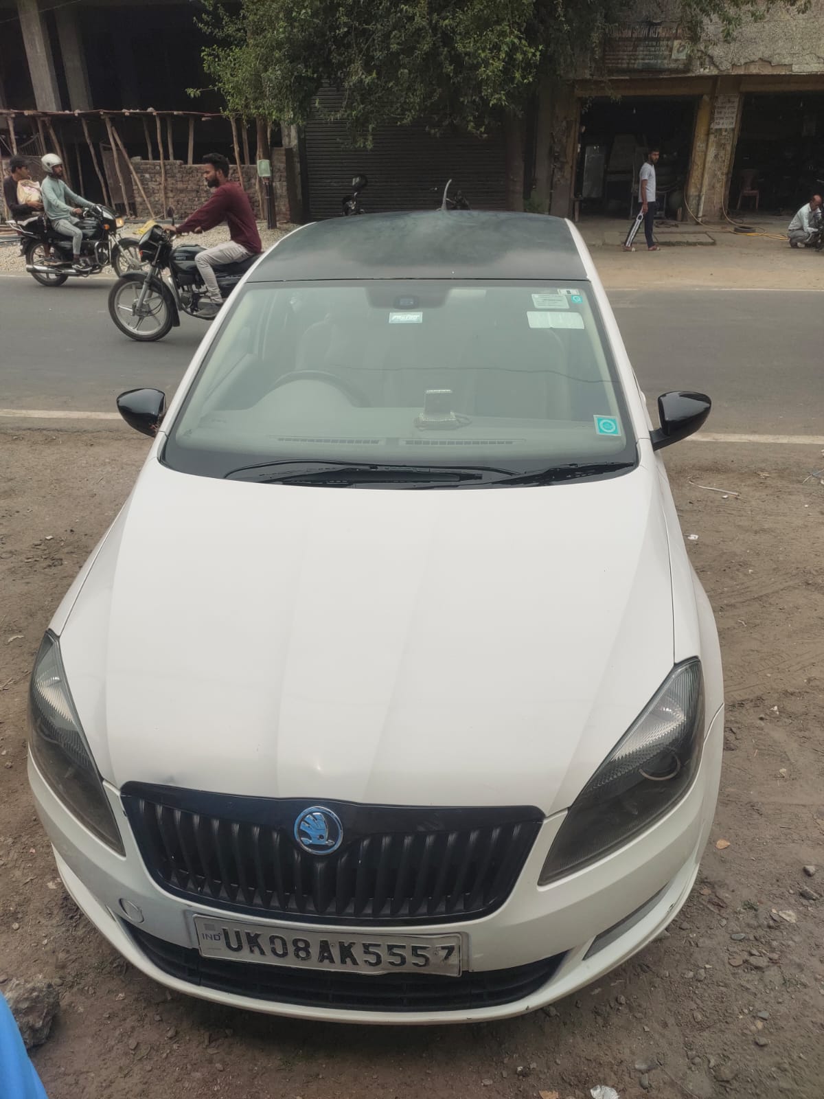 Skoda Rapid(2015-2016) 1.5 Tdi Cr Elegance Plus Mt