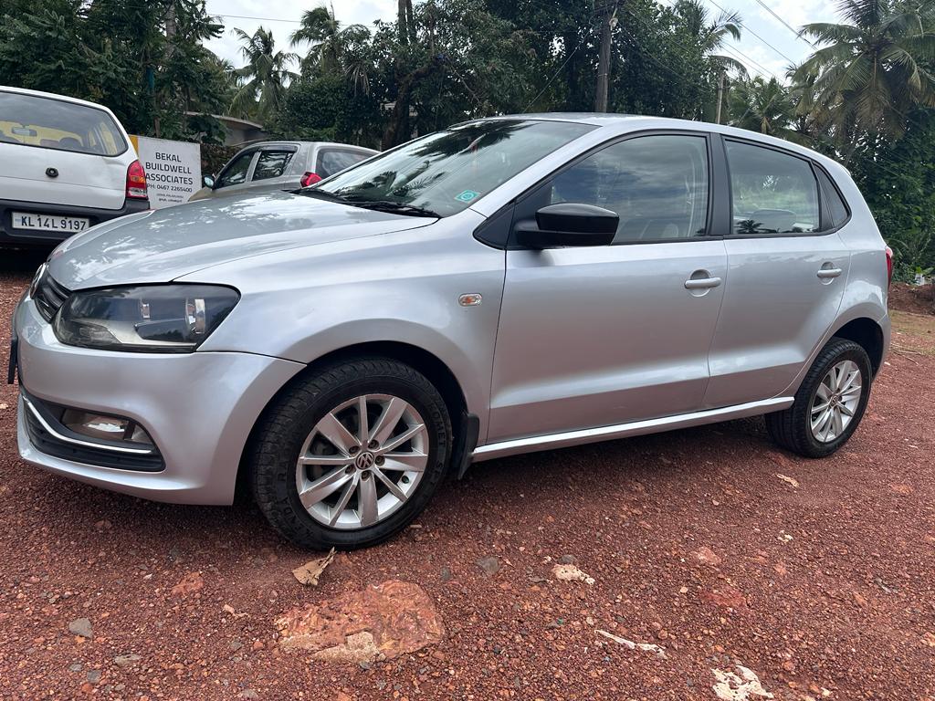 Volkswagen Polo(2012-2014) Highline 1.2l P