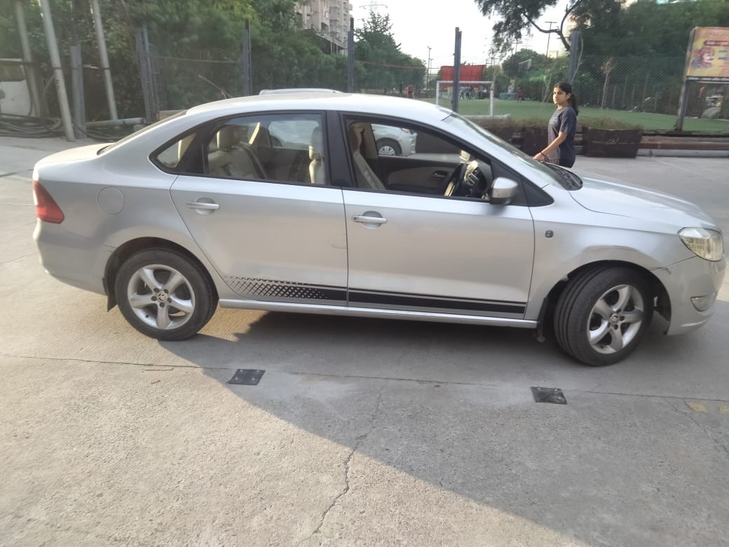 Skoda Rapid(2011-2014) Active 1.6 Mpi Mt Plus