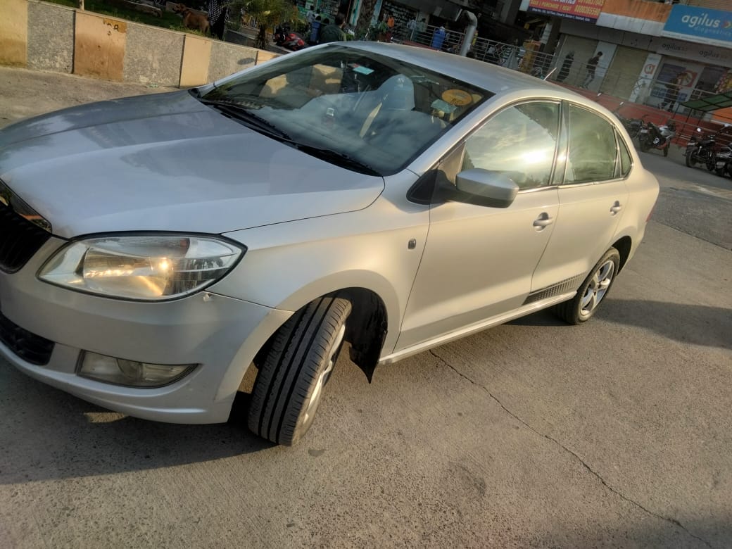 Skoda Rapid(2011-2014) Active 1.6 Mpi Mt Plus