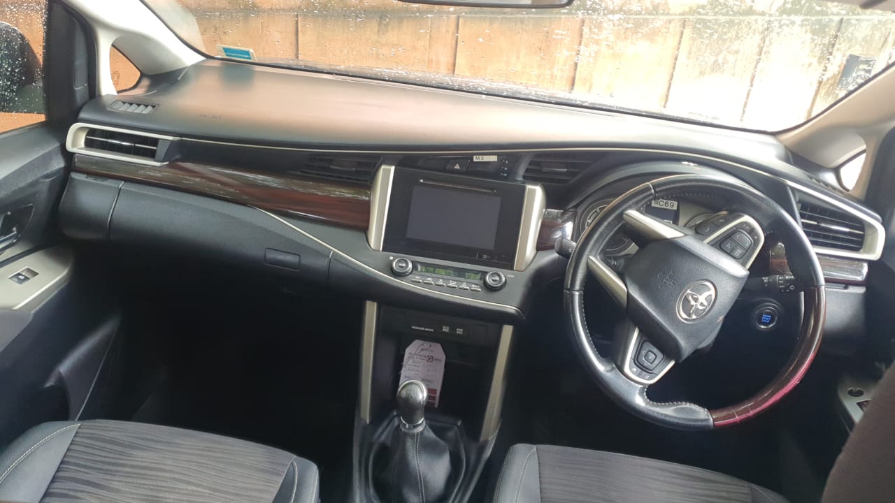 Toyota Innova Crysta(2016-2020) 2.4 Z 7 Str
