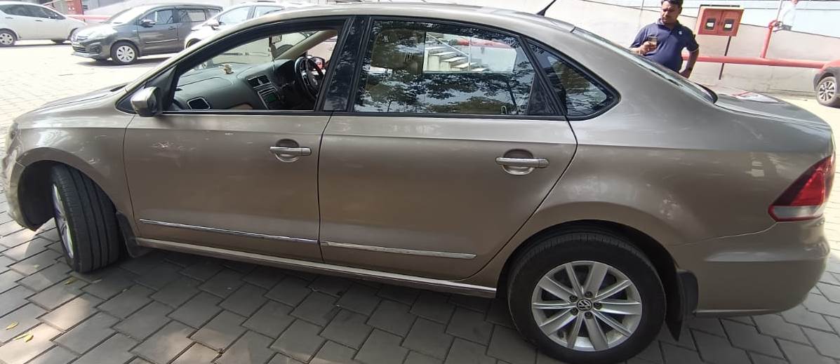 Volkswagen Vento(2015-2019) Highline Diesel At