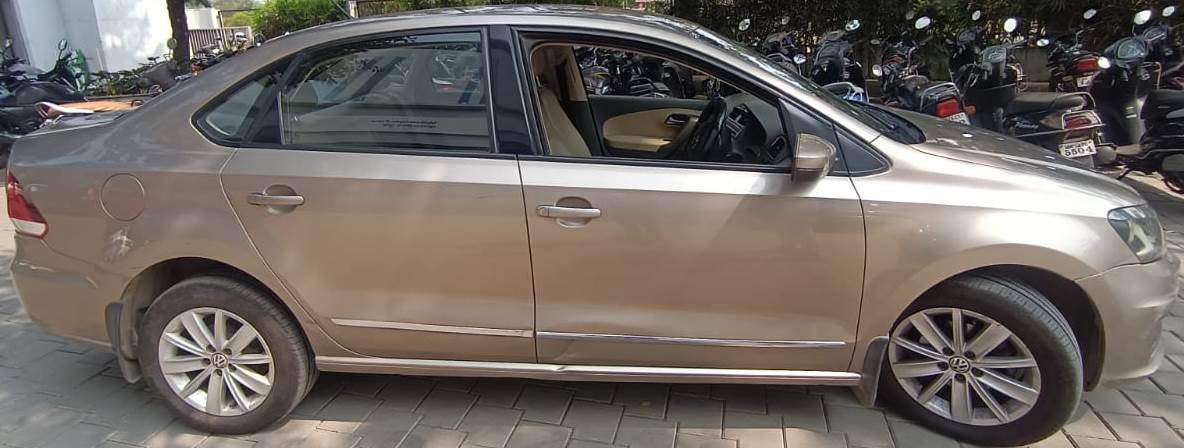 Volkswagen Vento(2015-2019) Highline Diesel At